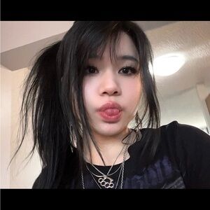 Meet your Posher, fiona 🦇